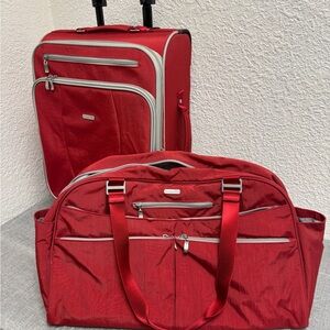 Baggalini Red Travel Bag Set